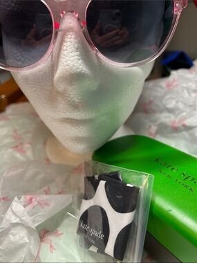 Kate Spade Pink & Black Sunglasses with Multicolor Floral Temples NWOT